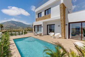 4 bedroom Villa for sale in Finestrat