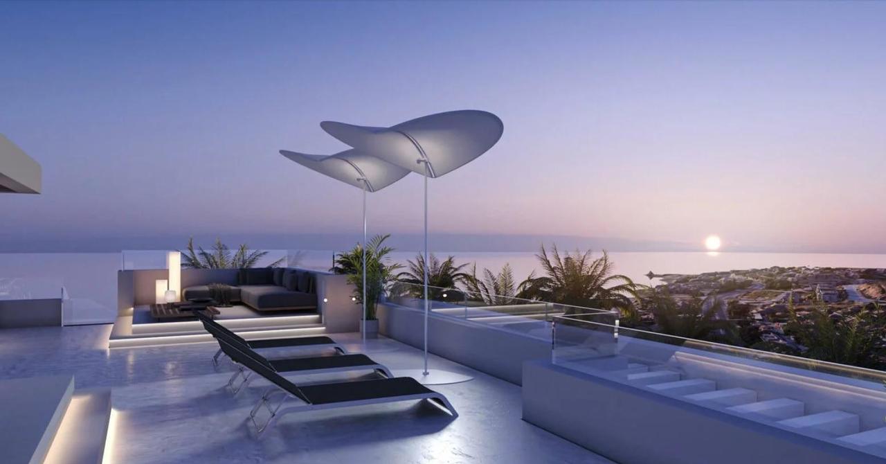 3 bedroom Penthouse for sale in Estepona