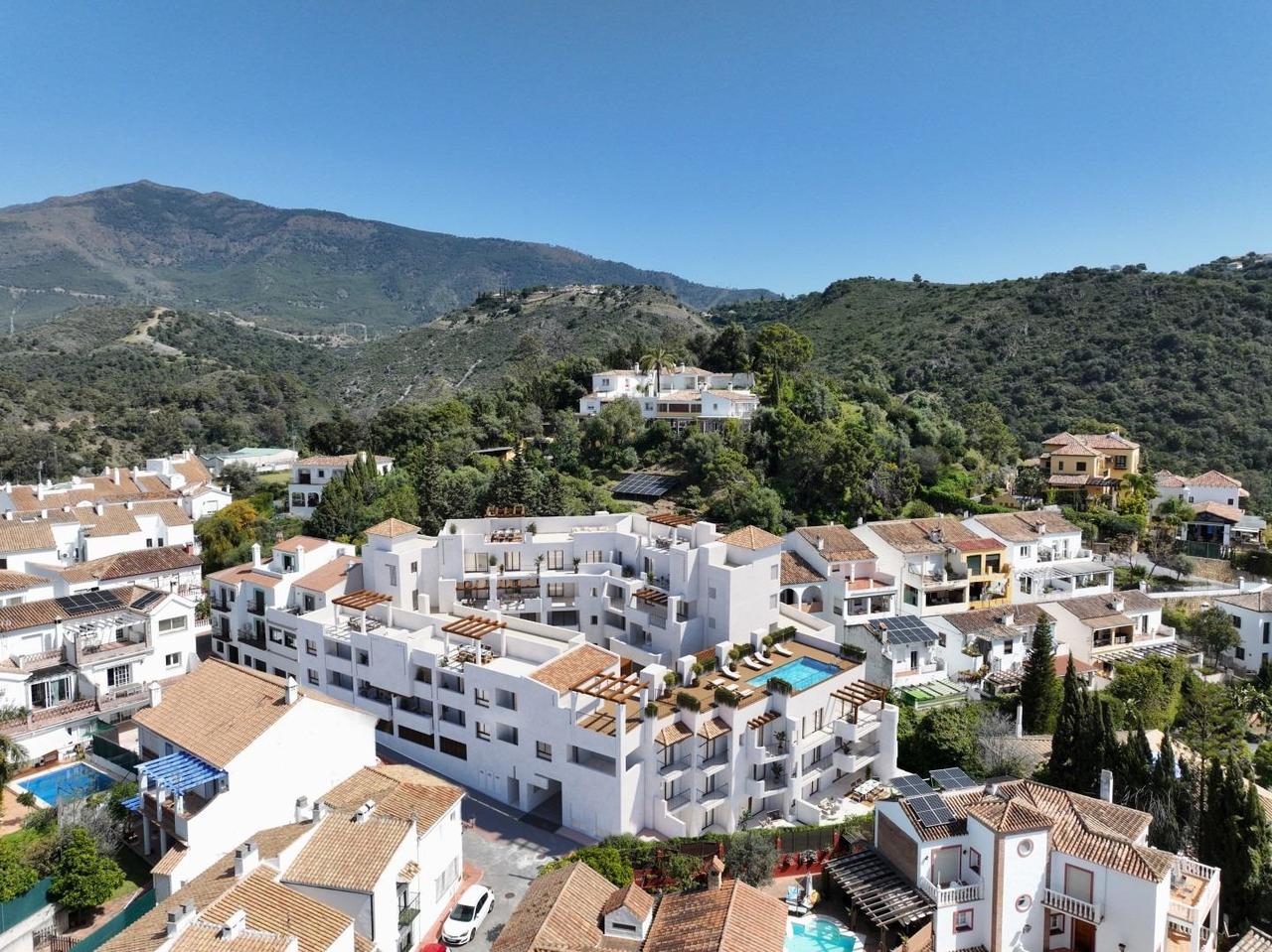 3 bedroom Apartment for sale in Benahavis