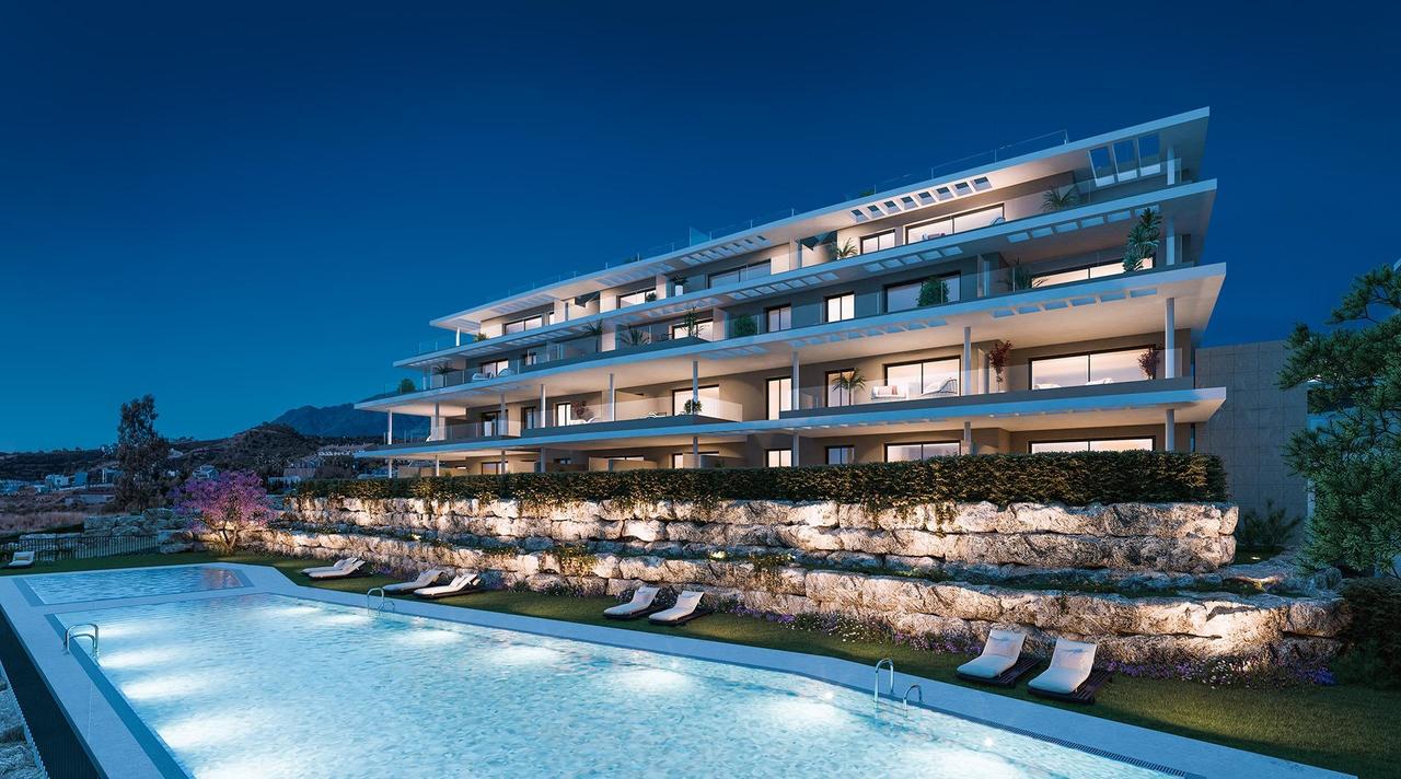 3 bedroom Apartment for sale in Estepona