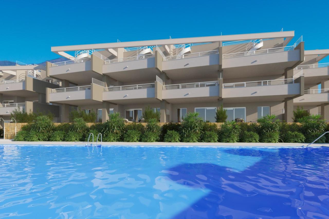 2 bedroom Apartment for sale in Estepona