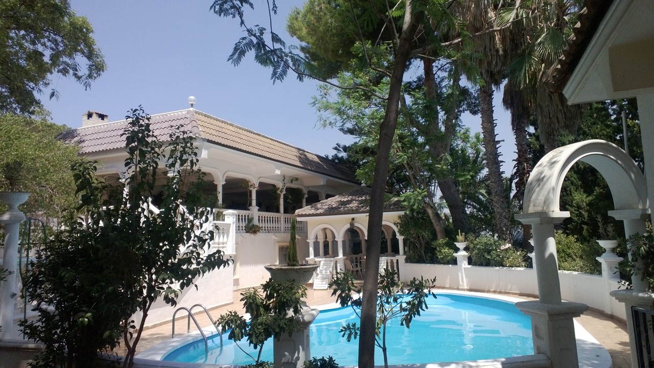 5 bedroom Finca à vendre à Fortuna