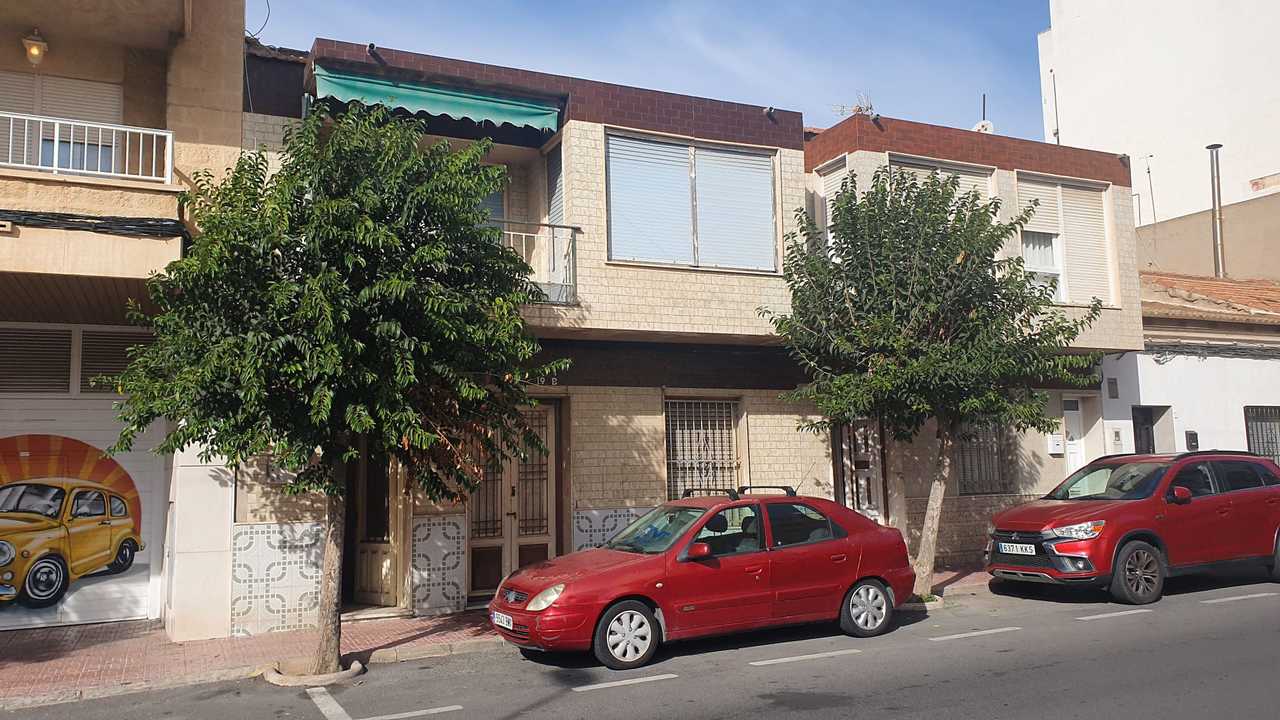 6 sovrum Radhus till salu i Torrevieja