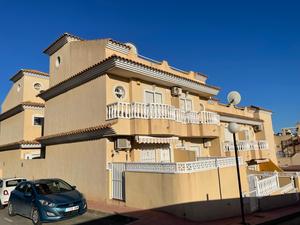 2 bedroom Townhouse for sale in Villamartin