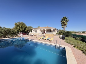 7 slaapkamers Villa te koop in Gea Y Truyols