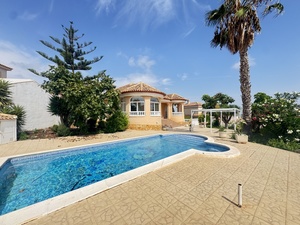 3 bedroom Villa for sale in San Miguel de Salinas