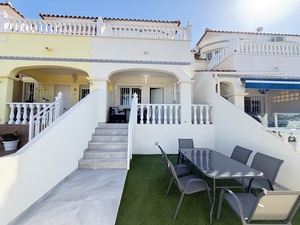 3 bedroom Townhouse for sale in Villamartin