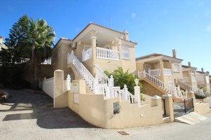 2 bedroom Villa for sale in Monte Golf