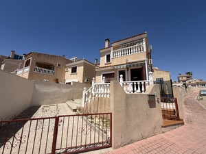 2 slaapkamers Villa te koop in Villamartin