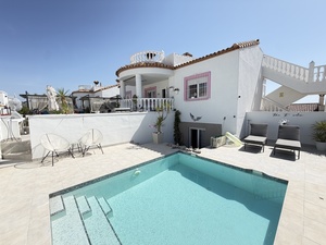 3 bedroom Villa for sale in San Miguel de Salinas