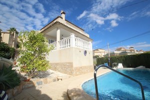 Villa te koop in El Galan