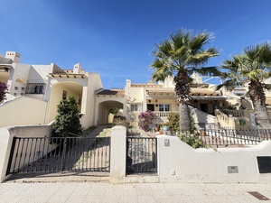 3 bedroom Townhouse for sale in Las Ramblas Golf