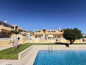 2 slaapkamers Appartement te koop in Villamartin