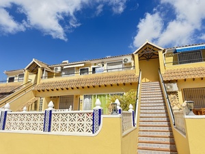 2 bedroom Apartment for sale in Villamartin