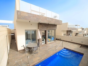 3 bedroom Villa for sale in Villamartin
