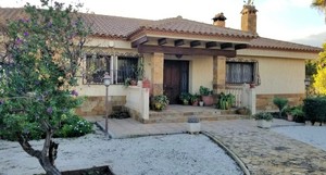 4 slaapkamer Villa te koop in Alicante