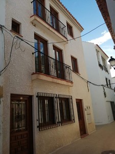 3 slaapkamer Rijtjeshuis te koop in Altea