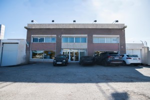 Commercieel te koop in Alfas del Pi