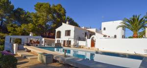 Casa de 6 dormitorios en venta en Javea