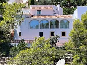 Casa de 5 dormitorios en venta en Javea