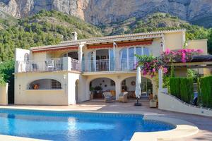 5 Slaapkamer Villa te koop in Javea
