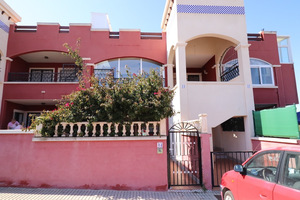 2 bedroom ground floor bungalow / apartment in Los Altos