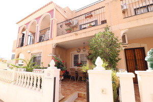 3 bedroom 2 bathroom duplex in La Zenia