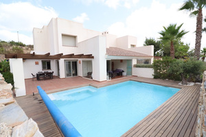 3 bedroom 3 bathroom terraced house in Las Colinas Golf with private pool