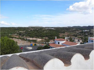 Inmaculate 2 bedroom apartment on the outskirts of Es Migjorn Gran, Menorca