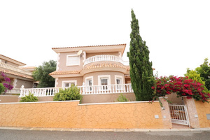 3 bedroom detached villa in Los Altos