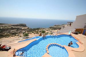 3 bedroom 2 bathroom duplex in Cumbre Del Sol