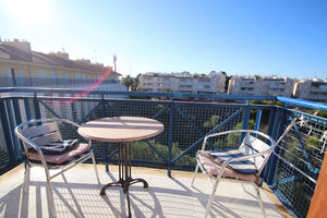 2 bedroom apartment with sea views in Torrevieja