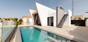 3 bedroom Villa for sale in Torrevieja