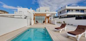 3 bedroom Villa for sale in Torrevieja