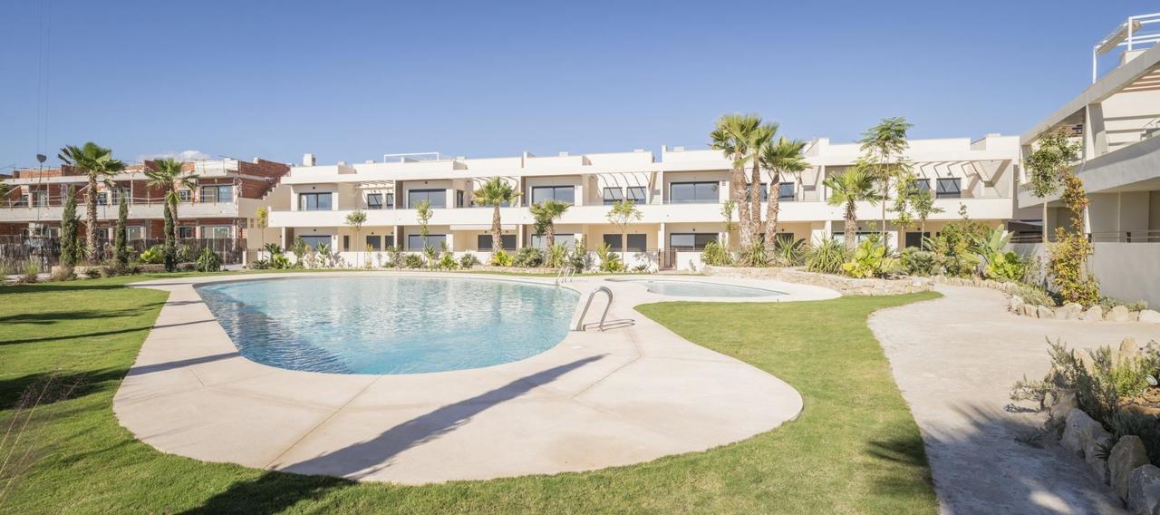 2 bedroom Bungalow for sale in Torrevieja