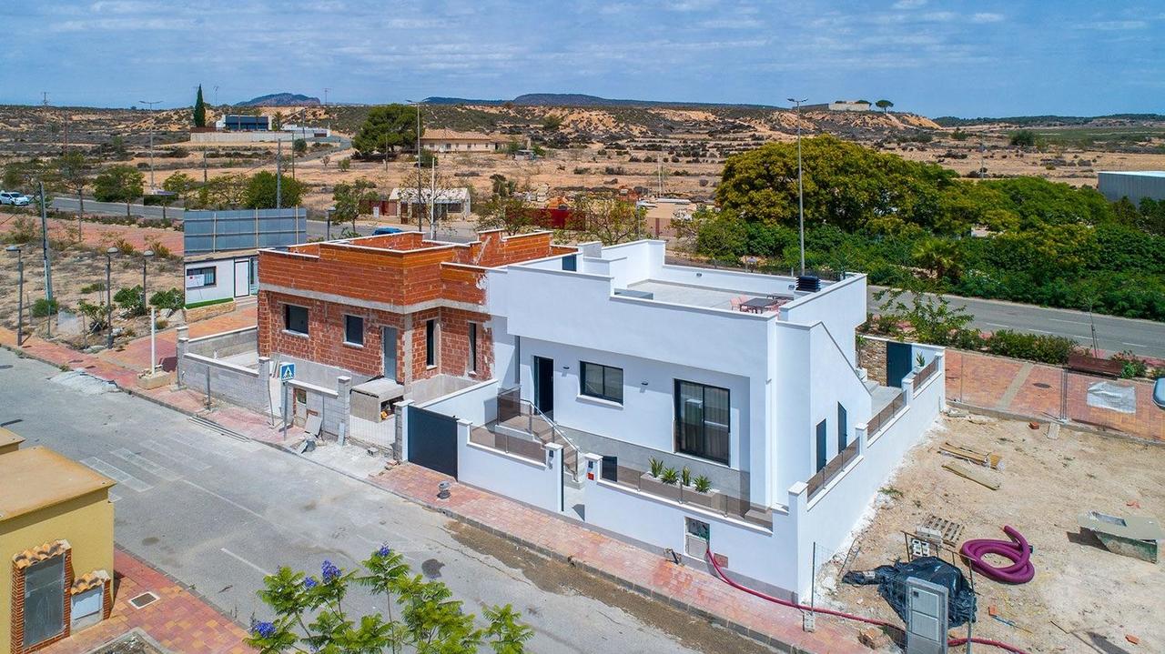 3 bedroom Villa for sale in Sucina