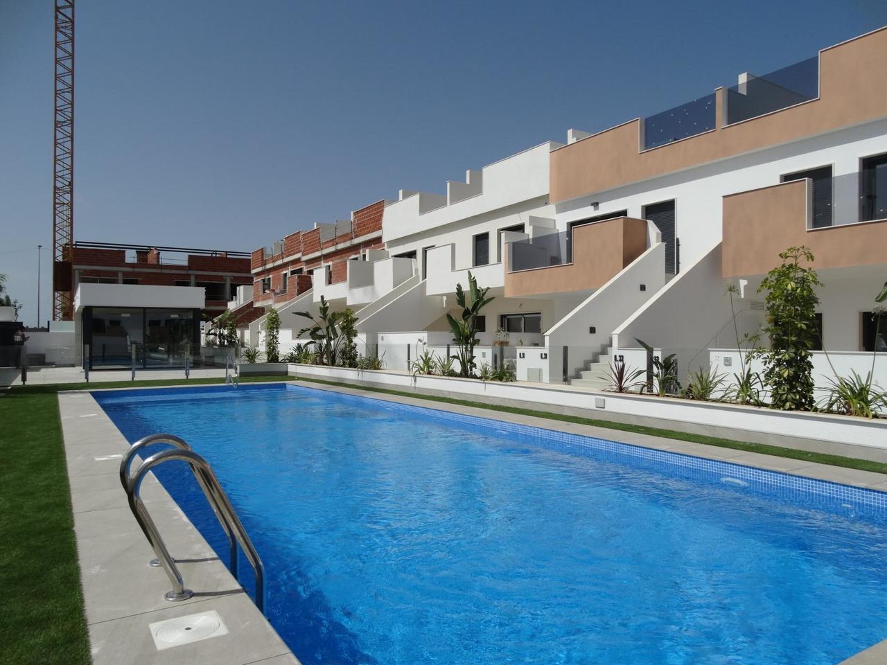 3 bedroom Bungalow for sale in Pilar de la Horadada