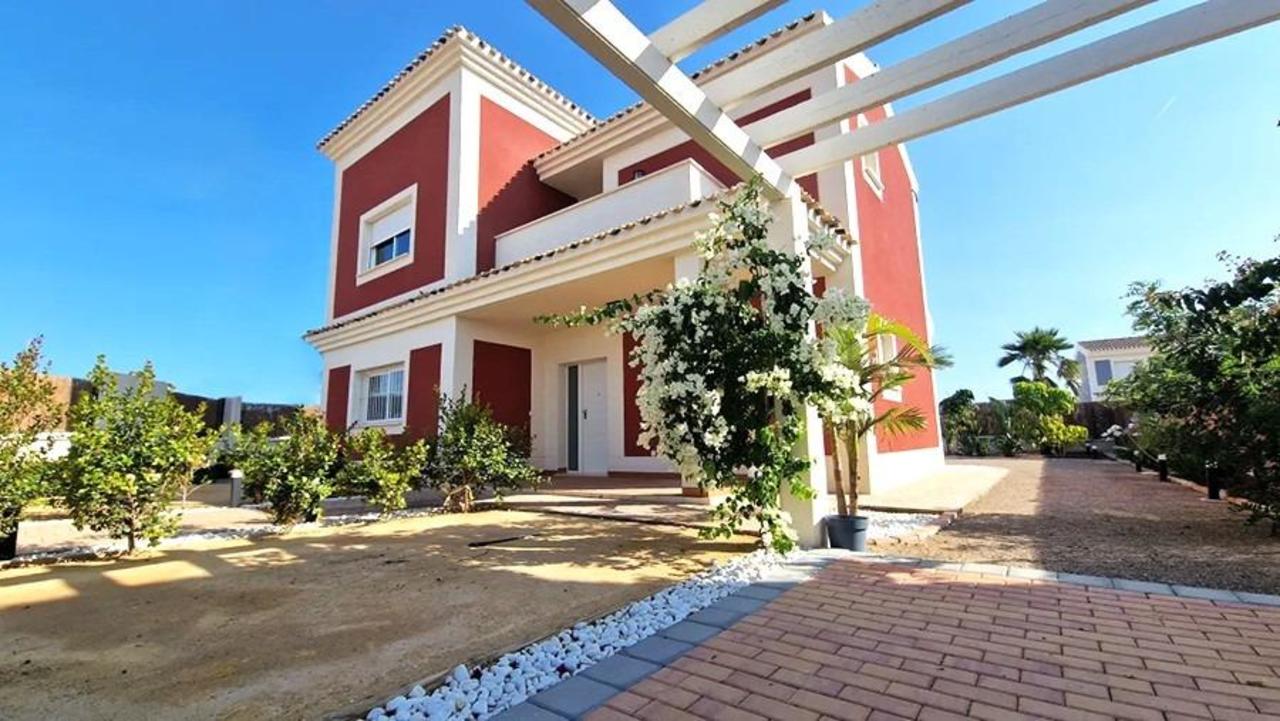 4 soverom Villa til salgs i Lorca 