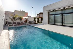 3 bedroom Villa for sale in Pilar de la Horadada