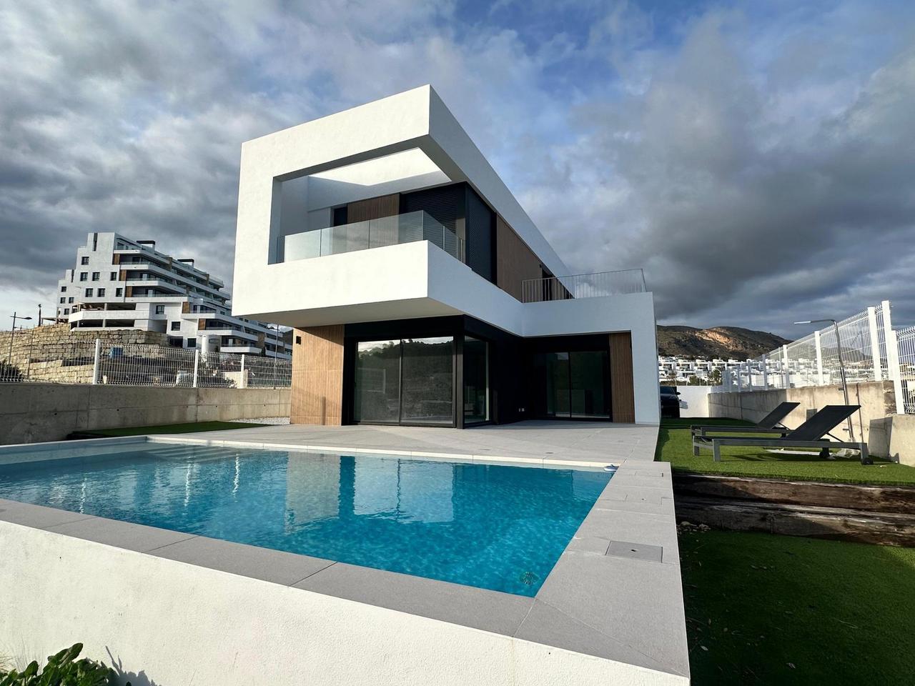 3 bedroom Villa for sale in Finestrat
