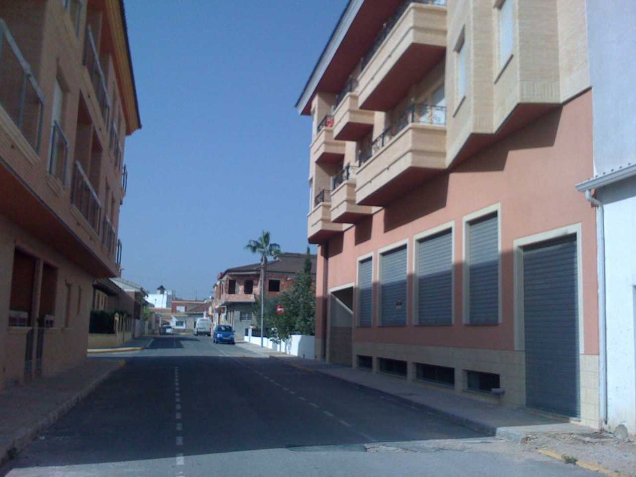 Comercial se vende en Los Montesinos
