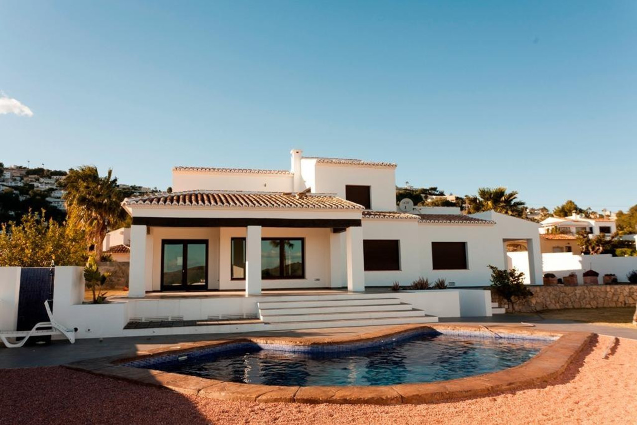 4 schlafzimmer Villa 
zum verkauf in Moraira 
