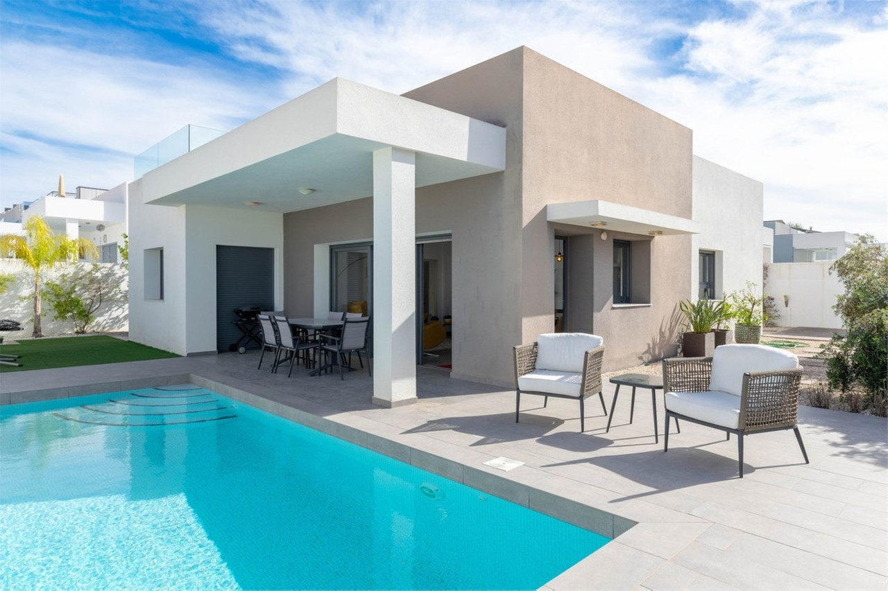 3 schlafzimmer Villa 
zum verkauf in Benijofar
