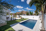 5 bedroom Villa for sale in Torre de la Horadada
