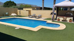 5 bedroom Villa for sale in Albatera