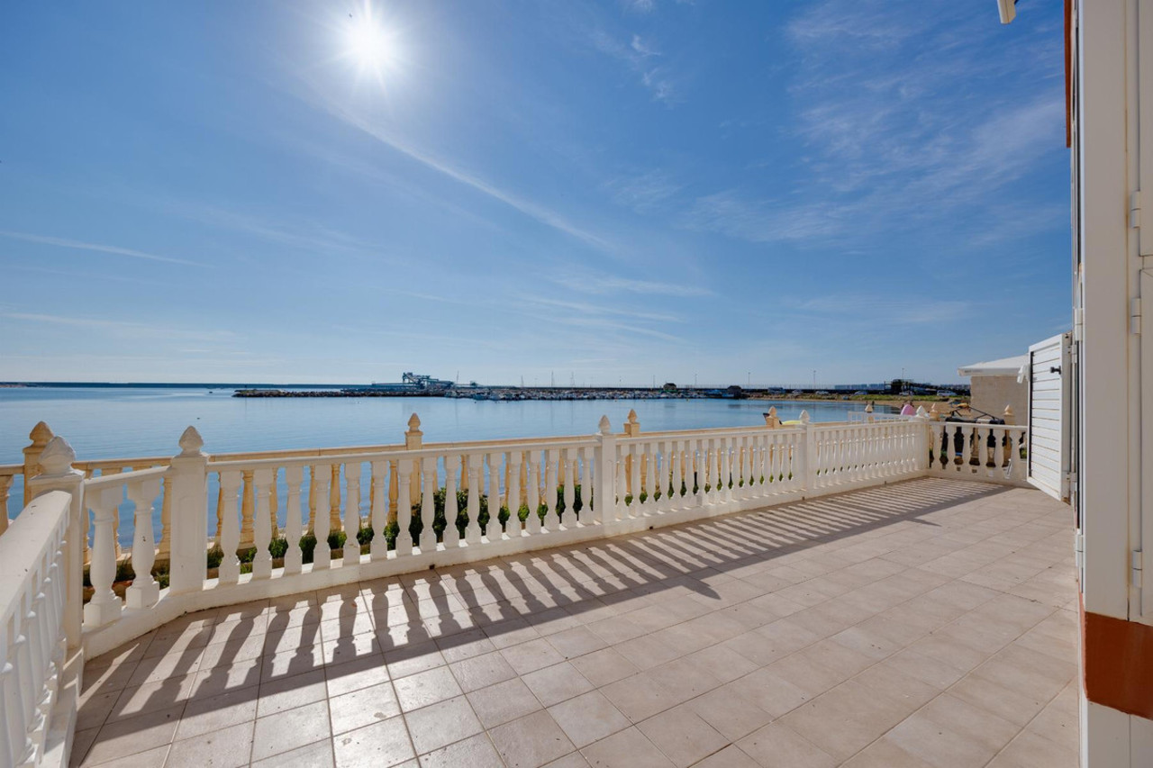 4 schlafzimmer Wohnung 
zum verkauf in Torrevieja