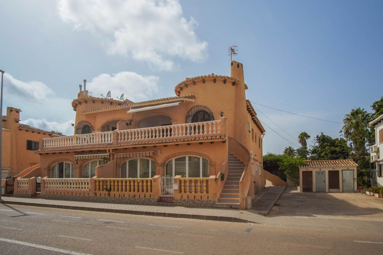 3 bedroom Apartment for sale in Denia