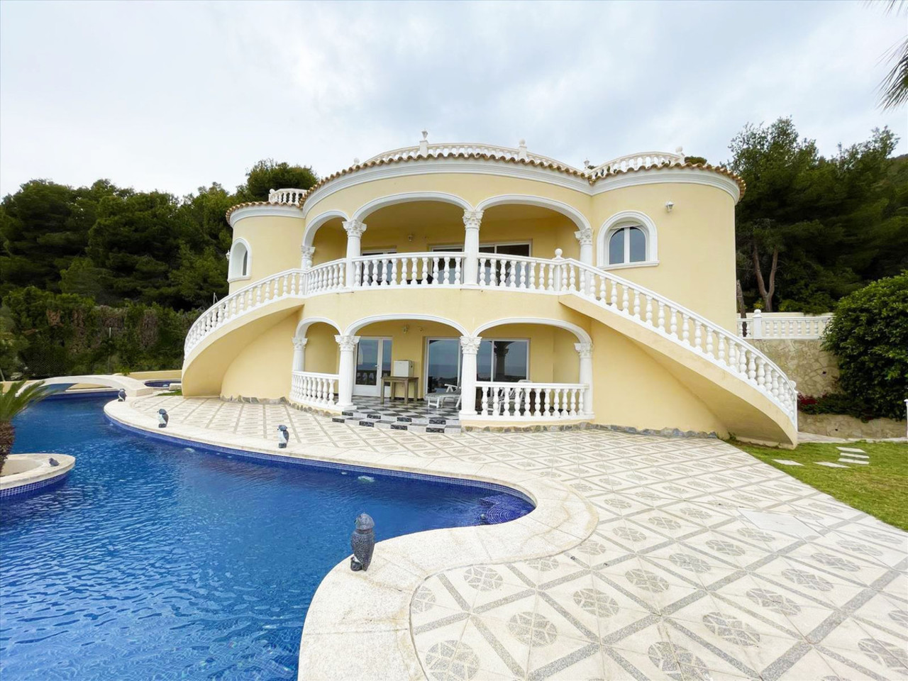 4 schlafzimmer Villa 
zum verkauf in Calpe 