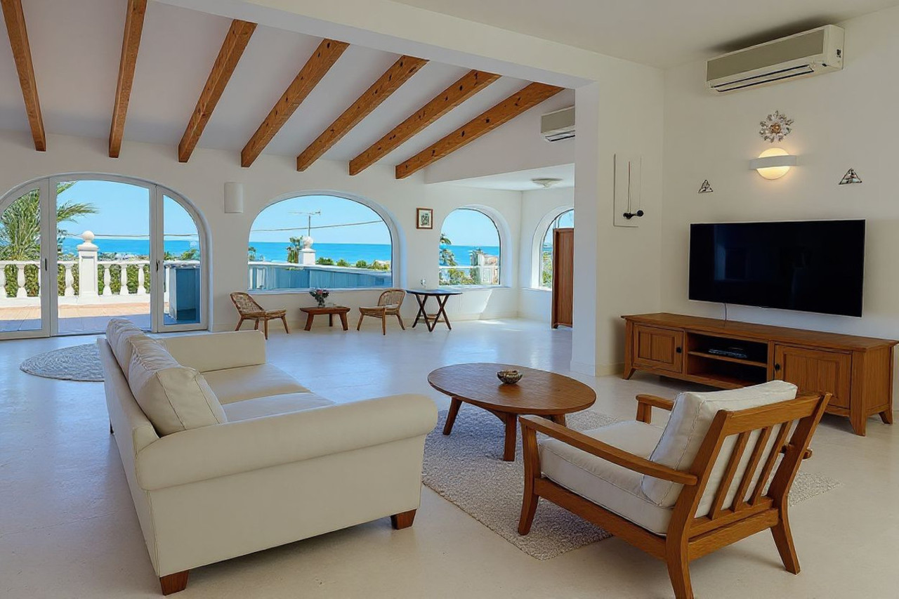 5 bedroom Villa te koop in Denia