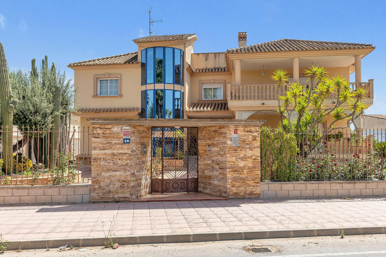 7 sovrum Villa till salu i Orihuela 